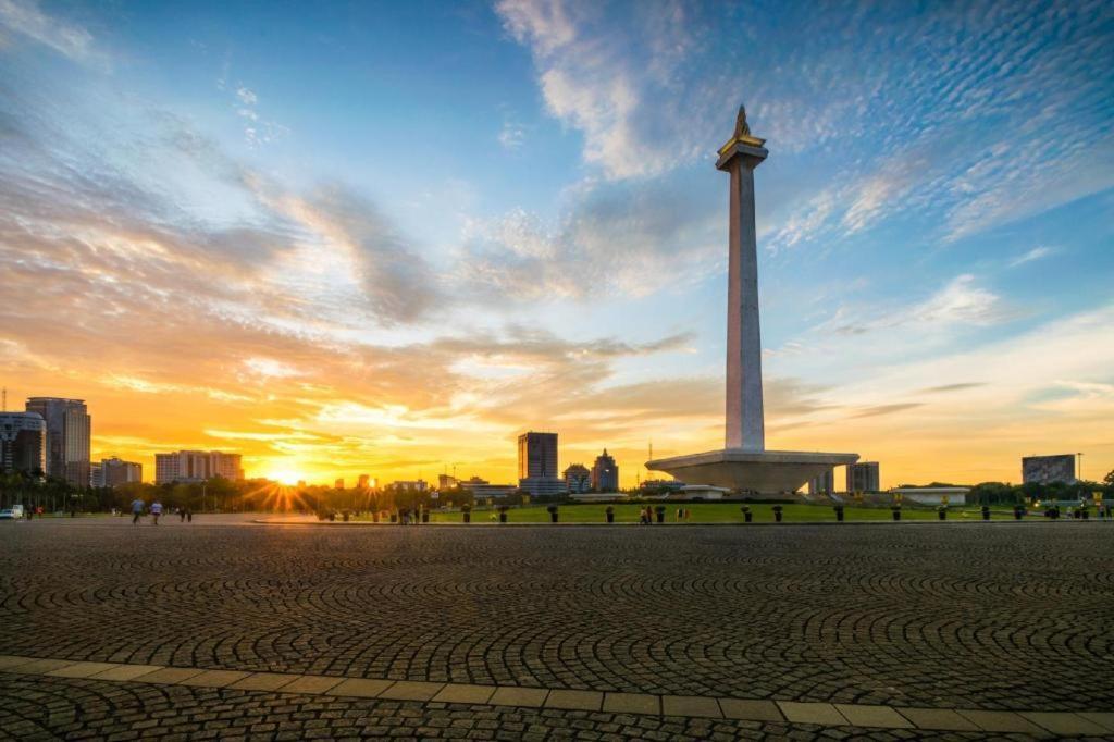 Super Oyo 91074 Stariez Senen Syariah Hotel Jakarta Exterior photo